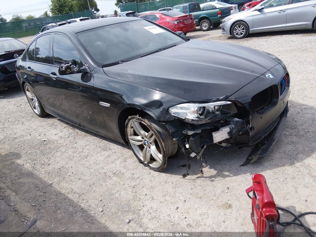 45209643 :رقم المزاد ، WBA5B1C51GG133216 vin ، 2016 Bmw 535i مزاد بيع