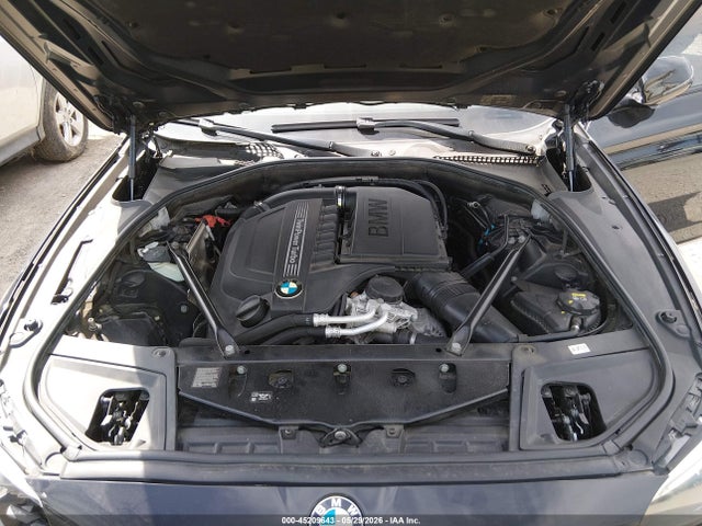 45209643 :رقم المزاد ، WBA5B1C51GG133216 vin ، 2016 Bmw 535i مزاد بيع