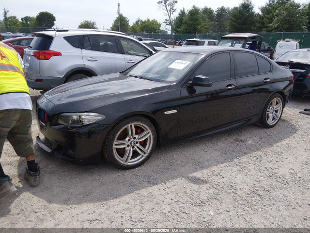 45209643 :رقم المزاد ، WBA5B1C51GG133216 vin ، 2016 Bmw 535i مزاد بيع