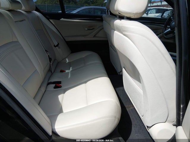 45209643 :رقم المزاد ، WBA5B1C51GG133216 vin ، 2016 Bmw 535i مزاد بيع