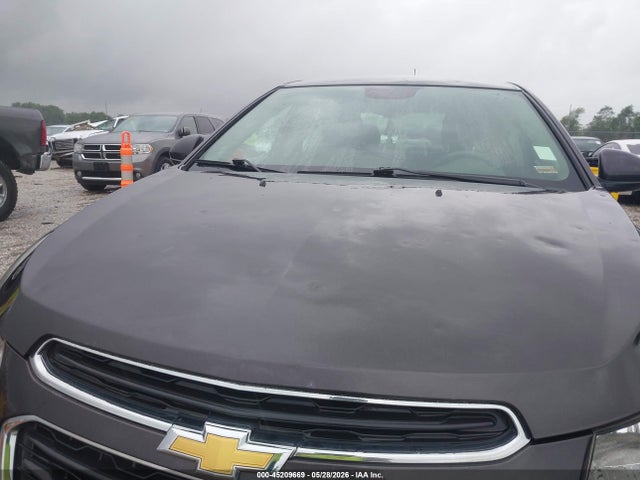 1G1PC5SB6F7113364 Chevrolet Cruze 1lt Auto