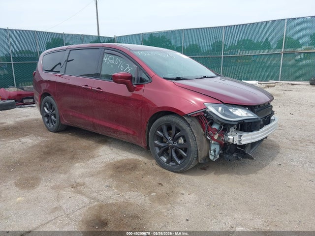 Продаж на аукціоні авто 2019 Chrysler Pacifica Touring Plus, vin: 2C4RC1FG6KR537747, номер лоту: 45209678