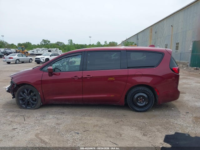 Продаж на аукціоні авто 2019 Chrysler Pacifica Touring Plus, vin: 2C4RC1FG6KR537747, номер лоту: 45209678