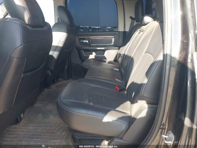 45209723 :رقم المزاد ، 3C6UR5FL8JG204782 vin ، 2018 Ram 2500 Laramie  4x4 6'4 Box مزاد بيع