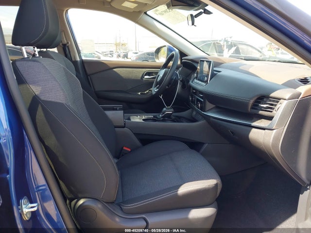 5N1BT3BA2PC841796 Nissan Rogue Sv Fwd