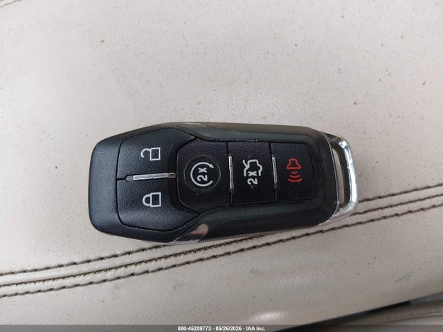 Продажа на аукционе авто 2016 Lincoln Mkc Select, vin: 5LMCJ2C90GUJ19033, номер лота: 45209773
