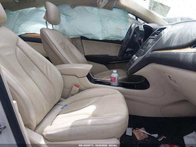 Продажа на аукционе авто 2016 Lincoln Mkc Select, vin: 5LMCJ2C90GUJ19033, номер лота: 45209773