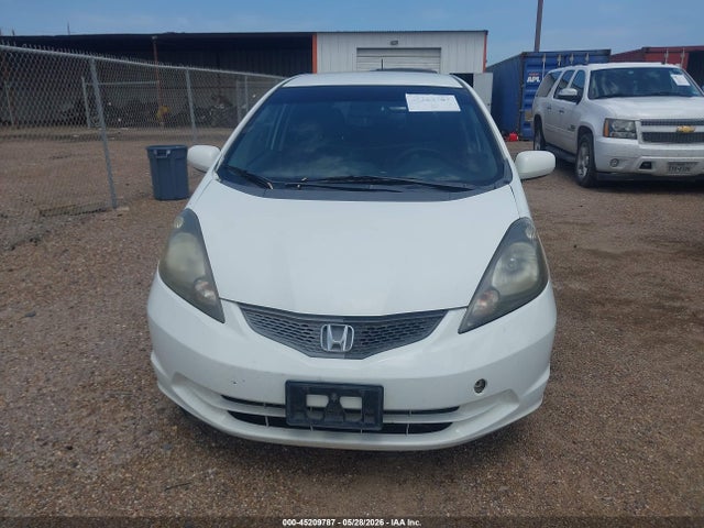 2013 Honda Fit მანქანა იყიდება აუქციონზე, vin: JHMGE8H32DC056912, აუქციონის ნომერი: 45209787