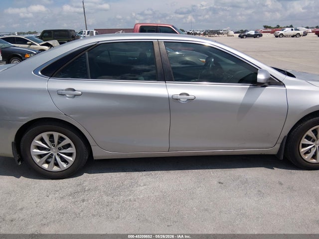 Toyota CAMRY LE 2015 4T4BF1FK3FR510111 Image 13