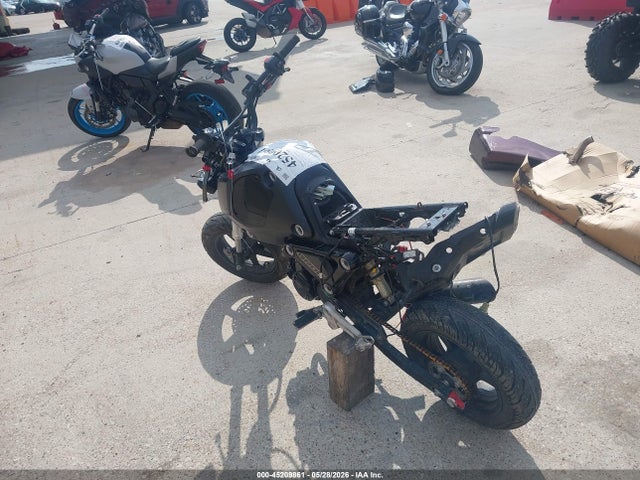 Honda Grom 125 2022 MLHJC9217N5000882 Image 3