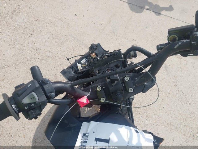 Honda Grom 125 2022 MLHJC9217N5000882 Image 7