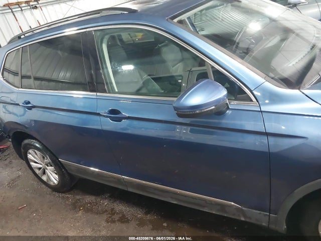 Продаж на аукціоні авто 2018 Volkswagen Tiguan 2.0t Se/2.0t Sel, vin: 3VV2B7AX7JM140330, номер лоту: 45209876