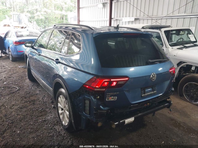 Продаж на аукціоні авто 2018 Volkswagen Tiguan 2.0t Se/2.0t Sel, vin: 3VV2B7AX7JM140330, номер лоту: 45209876