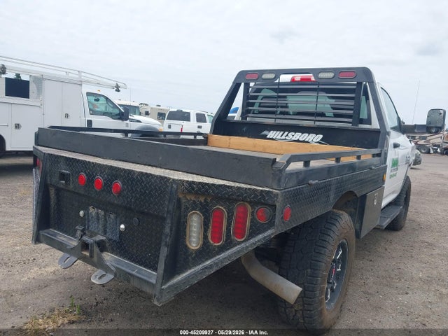 Продажа на аукционе авто 2016 Ram 3500 Tradesman, vin: 3C63R3ALXGG227318, номер лота: 45209927