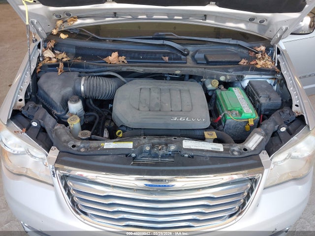 Продаж на аукціоні авто 2011 Chrysler Town & Country Touring-l, vin: 2A4RR8DG5BR785444, номер лоту: 45209942