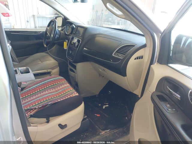 Продаж на аукціоні авто 2011 Chrysler Town & Country Touring-l, vin: 2A4RR8DG5BR785444, номер лоту: 45209942