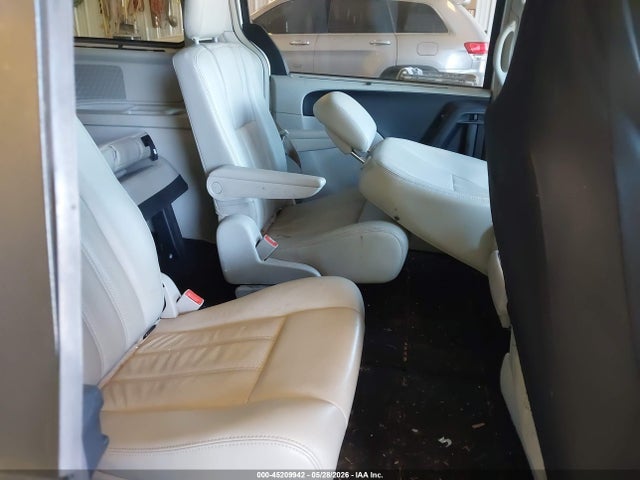 Продаж на аукціоні авто 2011 Chrysler Town & Country Touring-l, vin: 2A4RR8DG5BR785444, номер лоту: 45209942