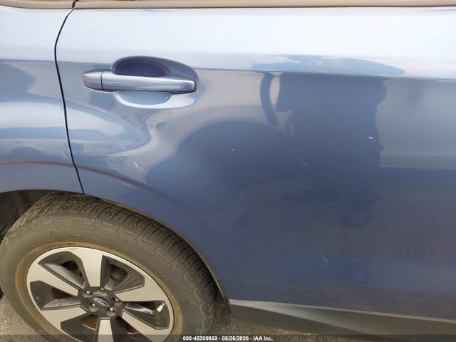 2017 Subaru Forester 2.5i Premium მანქანა იყიდება აუქციონზე, vin: JF2SJAEC6HH482745, აუქციონის ნომერი: 45209959