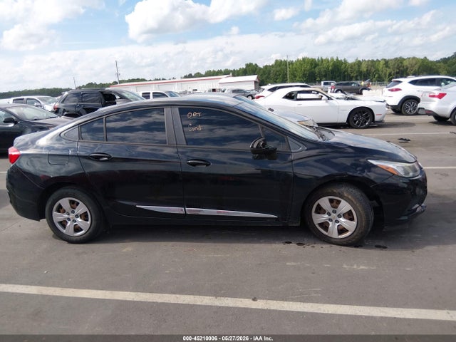 45210006 :رقم المزاد ، 1G1BC5SM5J7214786 vin ، 2018 Chevrolet Cruze Ls Auto مزاد بيع