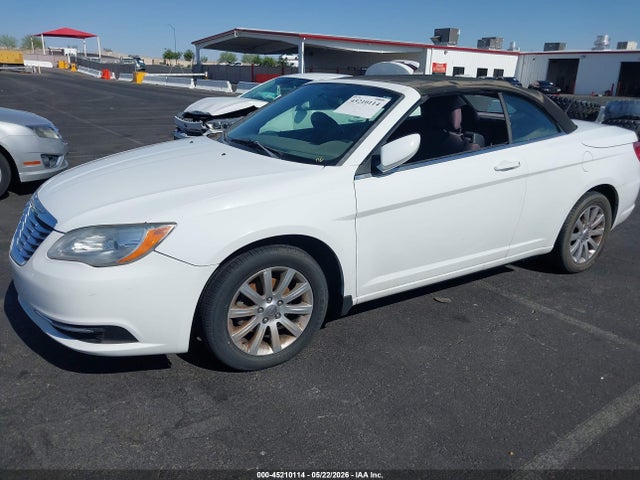 2012 Chrysler 200 Touring მანქანა იყიდება აუქციონზე, vin: 1C3BCBEB9CN218472, აუქციონის ნომერი: 45210114