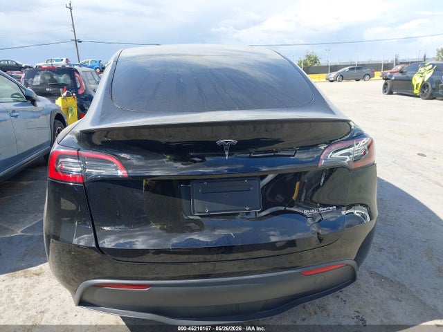 2023 Tesla Model Y Performance Dual Motor All-wheel Drive მანქანა იყიდება აუქციონზე, vin: 7SAYGDEF6PF746065, აუქციონის ნომერი: 45210167
