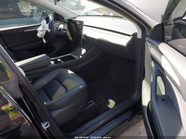 2023 Tesla Model Y Performance Dual Motor All-wheel Drive მანქანა იყიდება აუქციონზე, vin: 7SAYGDEF6PF746065, აუქციონის ნომერი: 45210167