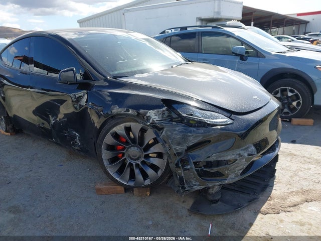 2023 Tesla Model Y Performance Dual Motor All-wheel Drive მანქანა იყიდება აუქციონზე, vin: 7SAYGDEF6PF746065, აუქციონის ნომერი: 45210167