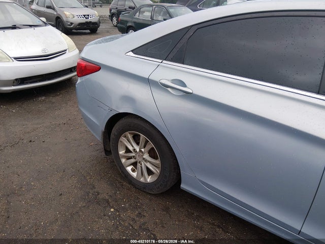2011 Hyundai Sonata Gls მანქანა იყიდება აუქციონზე, vin: 5NPEB4AC2BH154912, აუქციონის ნომერი: 45210176