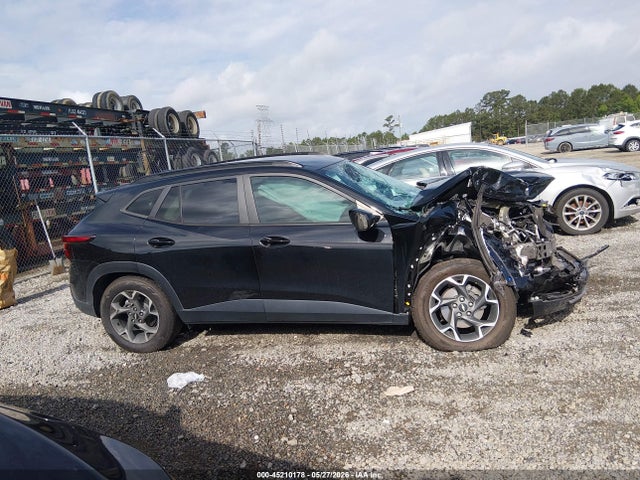 KL77LHE23RC229795 Chevrolet Trax Fwd Lt
