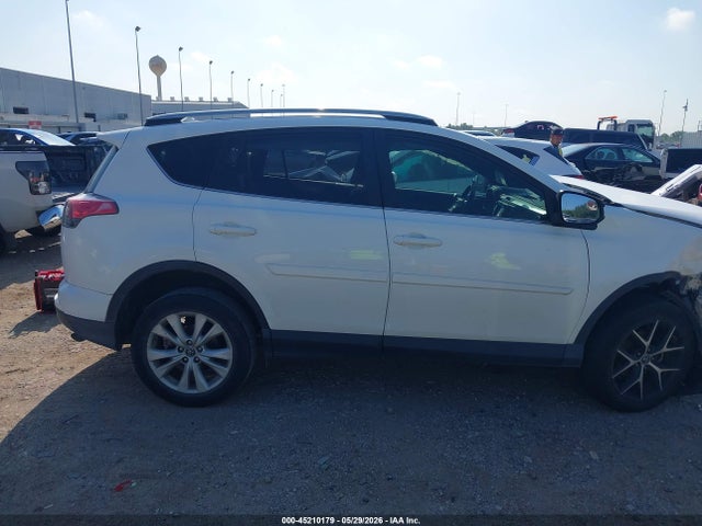 JTMNFREV8HJ709990 Toyota RAV4 SE