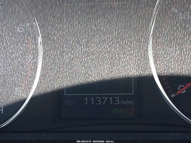 JTMNFREV8HJ709990 Toyota RAV4 SE
