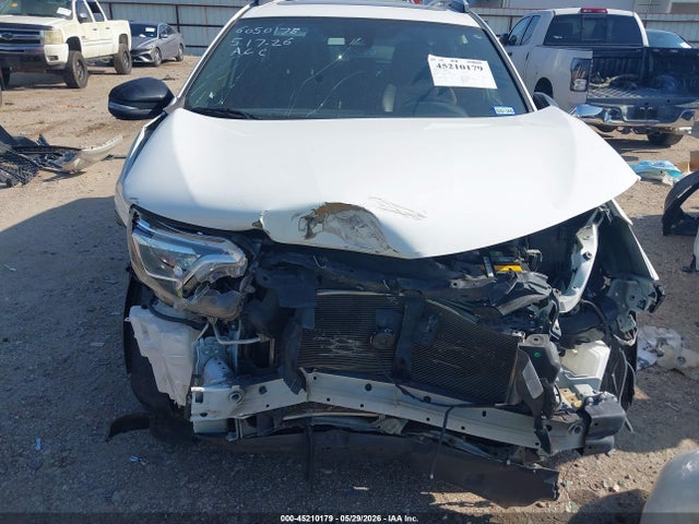 JTMNFREV8HJ709990 Toyota RAV4 SE
