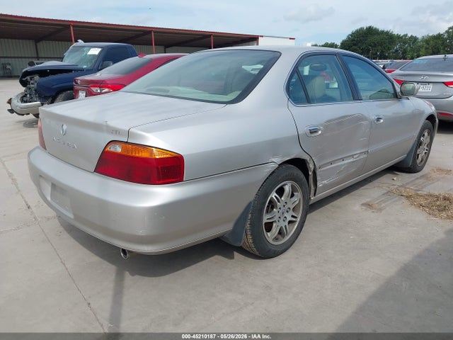 45210187 :رقم المزاد ، 19UUA5647XA020516 vin ، 1999 Acura Tl 3.2 مزاد بيع