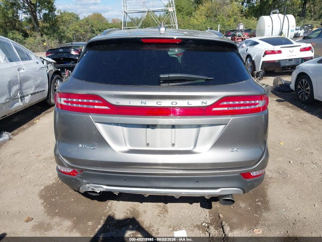 45210198 :رقم المزاد ، 5LMCJ1C90HUL68895 vin ، 2017 Lincoln Mkc Premiere مزاد بيع