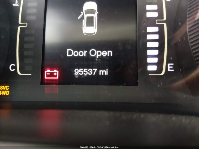 2014 Jeep Cherokee Latitude მანქანა იყიდება აუქციონზე, vin: 1C4PJMCS8EW296017, აუქციონის ნომერი: 45210205