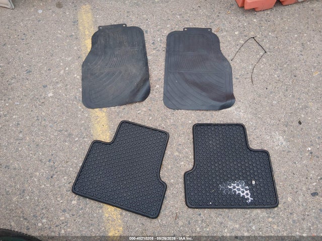 2014 Jeep Cherokee Latitude მანქანა იყიდება აუქციონზე, vin: 1C4PJMCS8EW296017, აუქციონის ნომერი: 45210205