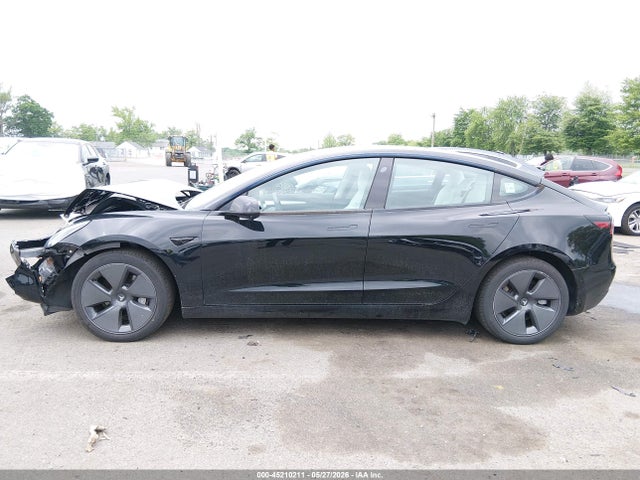 Tesla Model 3 Rear-wheel Drive 2022 5YJ3E1EA1NF336819 Image 13