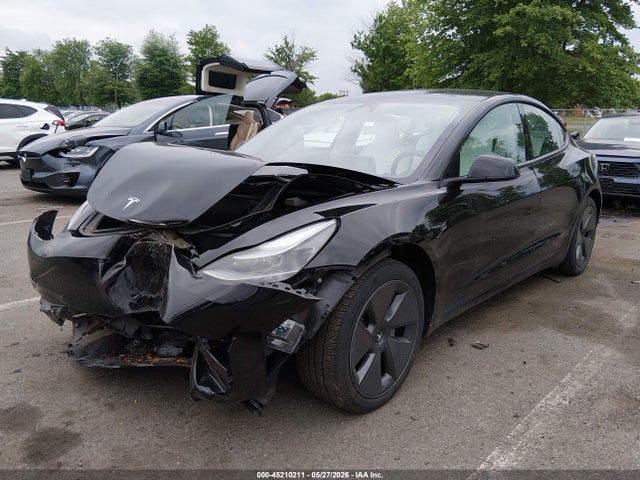 Tesla Model 3 Rear-wheel Drive 2022 5YJ3E1EA1NF336819 Image 2