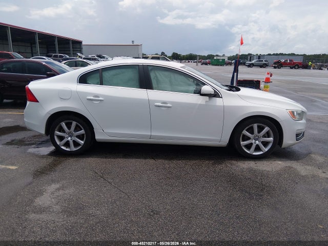 2016 Volvo S60 T5 Drive-e Premier მანქანა იყიდება აუქციონზე, vin: YV126MFK5G2408865, აუქციონის ნომერი: 45210217