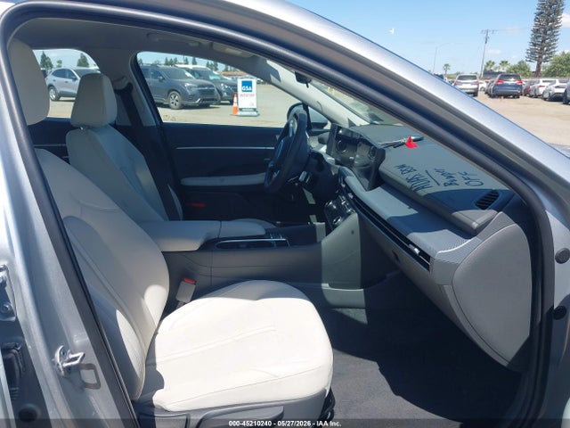 Продажа на аукционе авто 2025 Hyundai Sonata Sel, vin: KMHL64JA8SA487323, номер лота: 45210240