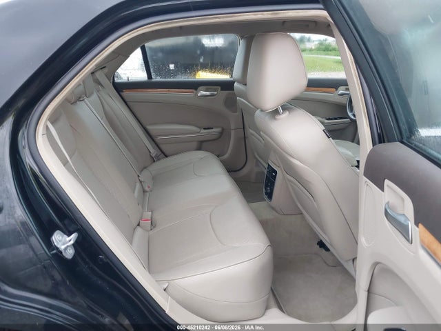 2C3CCAET2EH167531 Chrysler 300C