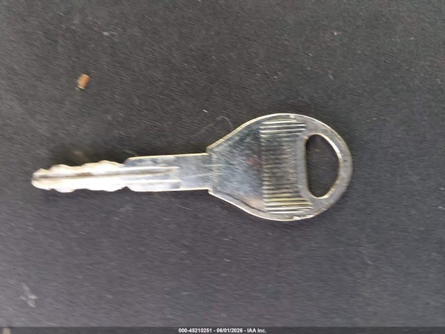 45210251 :رقم المزاد ، 3N1CN7AP1DL819808 vin ، 2013 Nissan Versa 1.6 S+ مزاد بيع