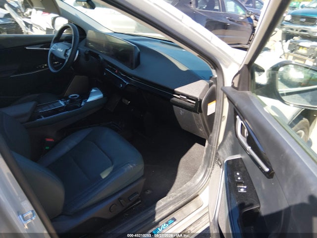 45210253 :رقم المزاد ، KNDC3DLC8N5029760 vin ، 2022 Kia Ev6 Gt-line مزاد بيع
