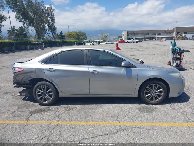 45210258 :رقم المزاد ، 4T1BF1FK5GU156281 vin ، 2016 Toyota Camry Se مزاد بيع