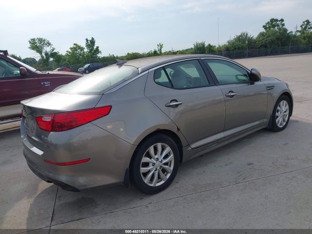 2015 Kia Optima Ex მანქანა იყიდება აუქციონზე, vin: 5XXGN4A77FG430635, აუქციონის ნომერი: 45210311
