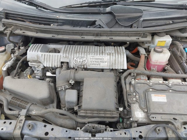 Toyota Prius Two 2015 JTDKN3DU1F0455411 Image 10