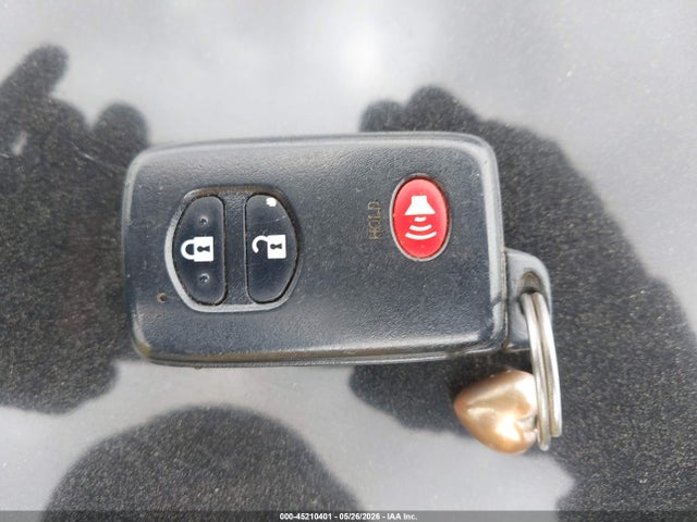 Toyota Prius Two 2015 JTDKN3DU1F0455411 Image 11