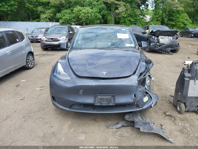 2023 Tesla Model Y Awd/long Range Dual Motor All-wheel Drive მანქანა იყიდება აუქციონზე, vin: 7SAYGAEE1PF835760, აუქციონის ნომერი: 45210403