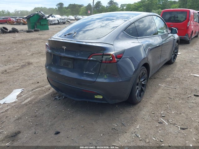 2023 Tesla Model Y Awd/long Range Dual Motor All-wheel Drive მანქანა იყიდება აუქციონზე, vin: 7SAYGAEE1PF835760, აუქციონის ნომერი: 45210403