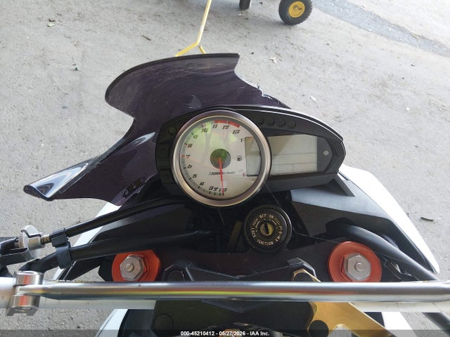 45210412 :رقم المزاد ، JKAZRCB168A018264 vin ، 2008 Kawasaki Zr1000 B مزاد بيع
